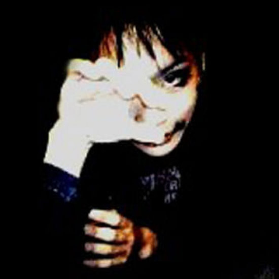 処女A - 日払いの墓