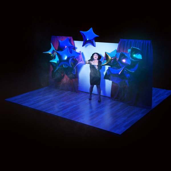 ARIEL ZETINA - Cyclorama