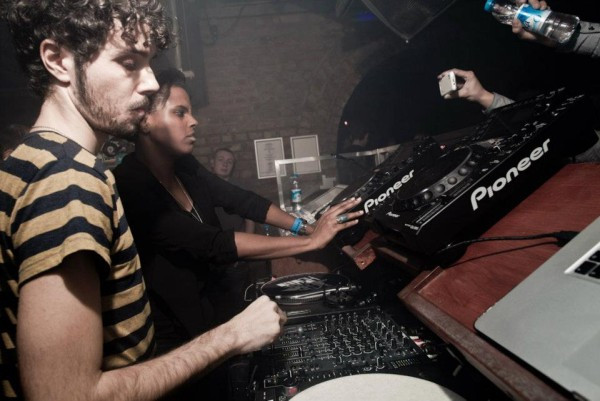 Anthea & Celler - The Playmaker