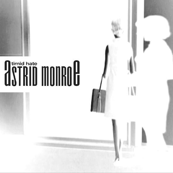Astrid Monroe - I See a Boat