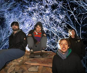 Avey Tare and Panda Bear - Everyone Whistling