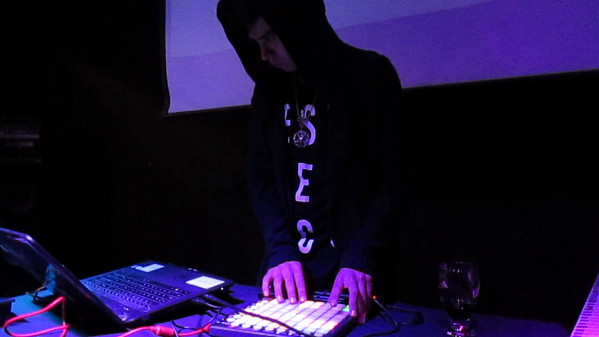Ca†hedra - L0V3S0NG
