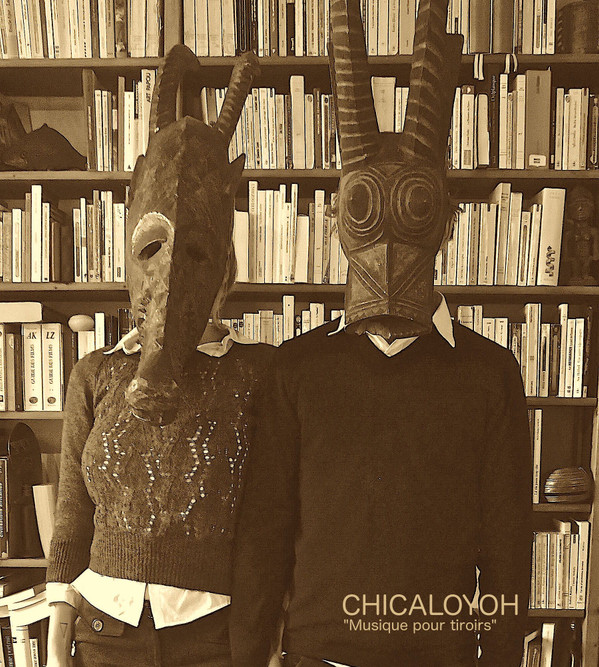 Chicaloyoh - Gloves and Tie