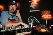 DJ Mass MAD Izm* - 灼熱Beach Side Bunny