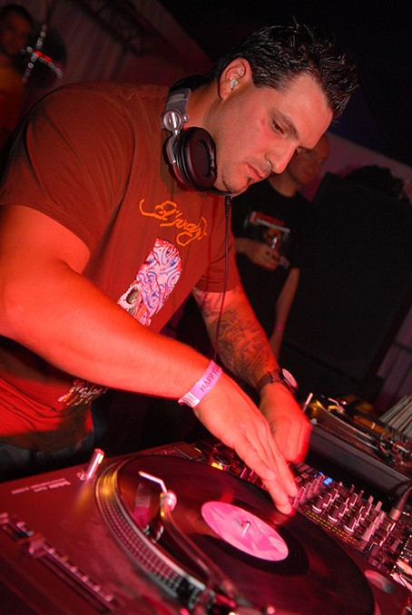 DJ Naro - Clubbing  Syndrome