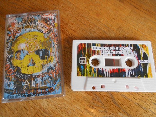 Dead Skeletons - Dead Mantra