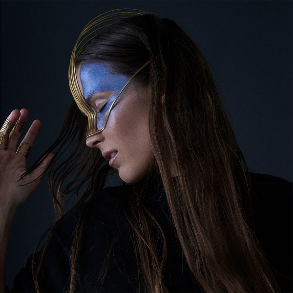 Delhia de France - Blank_