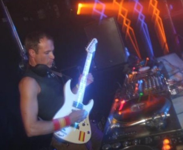 Dj Amet - Tetris Low-Bit Remix