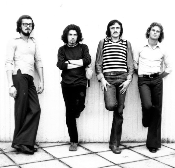 Ece Era - CHERO