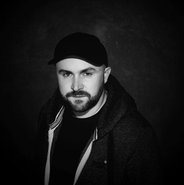 Ed.1t - Strangers