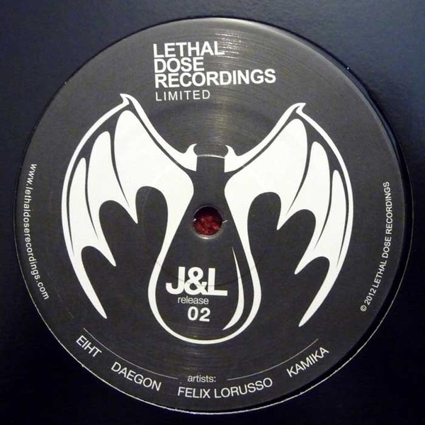 Eiht - Ether Ships (Original Mix)