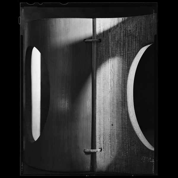 Geneva Skeen - Mirror Glimpse