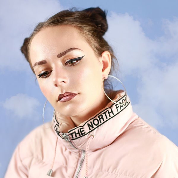 Hannah Diamond - Fade Away