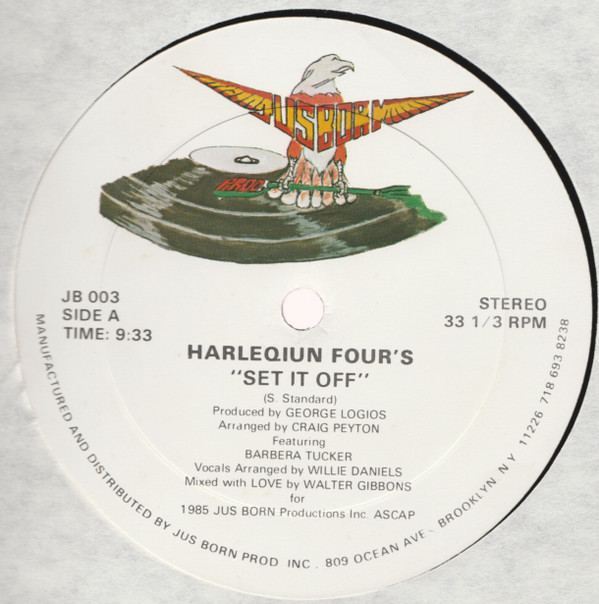 Harlequin Four's - Set if off