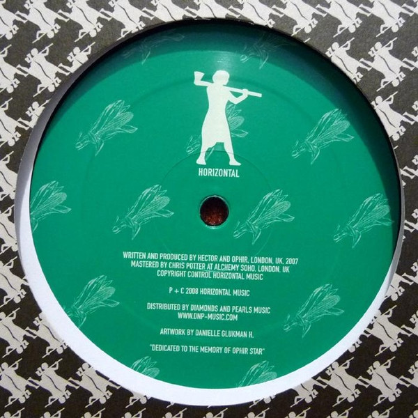 Hector & Star - La Raza