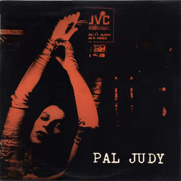 Judy Nylon & Crucial - Live in a Lift