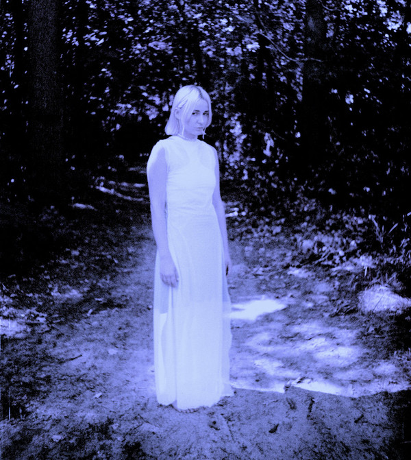 Khrystyna Kirik - threads sprout from inside