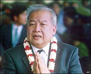 Kim Il Du - Close far away