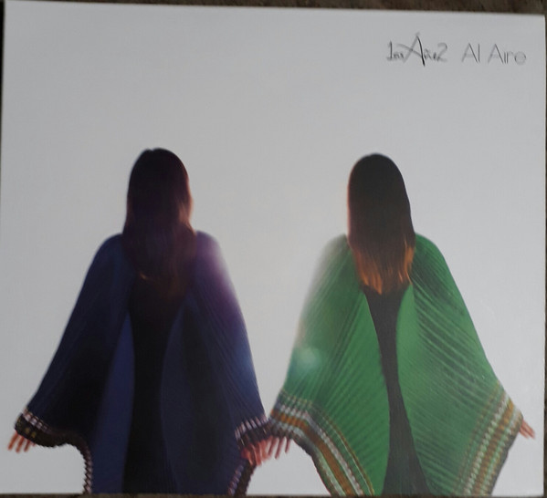 Las Áñez - De Curvo Cuerpo