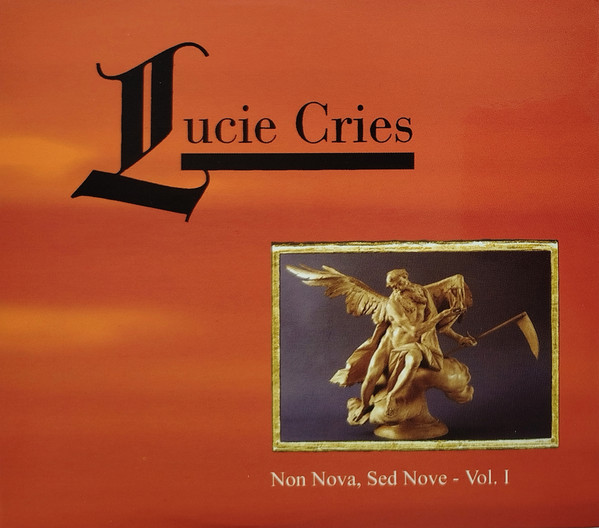 Lucie Cries - Peste de Cristal