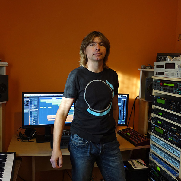 Markus Pitzer - Sleep Satellite