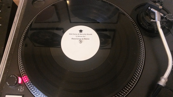 Matt Darey & Marcella Woods - Beautiful