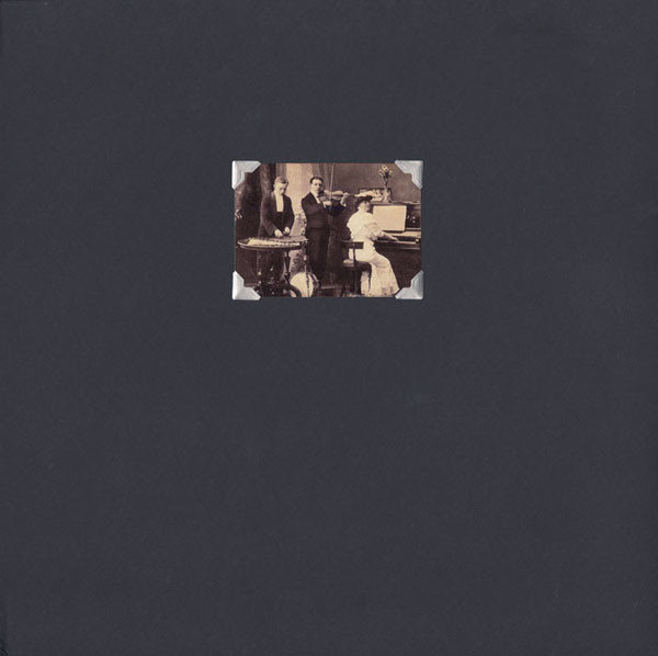 Messenger Girls Trio - Untitled 3