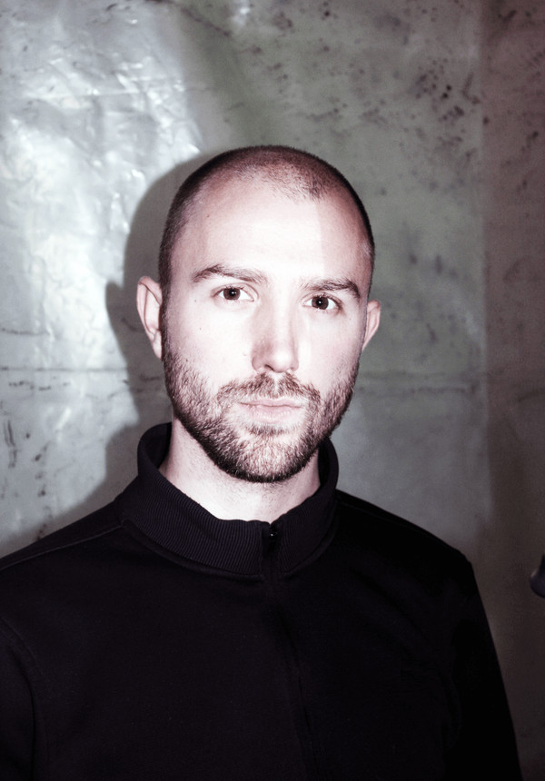 Mikkel V. Dunkerley - Counting The Days (Intro)