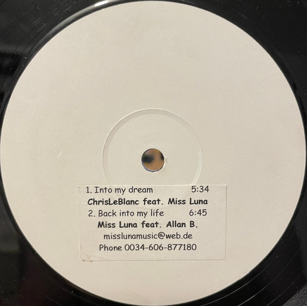 Miss Luna - Shining on my own