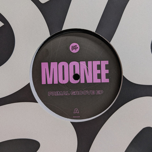 Moonee - Brotherhood (Glitched)