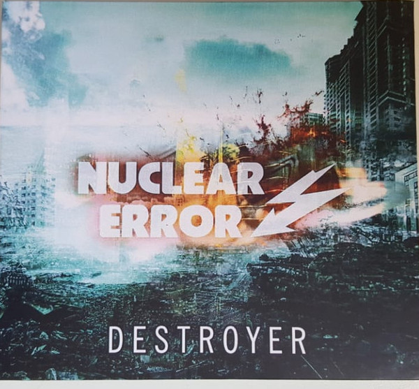 Nuclear Error - Plastikwelt