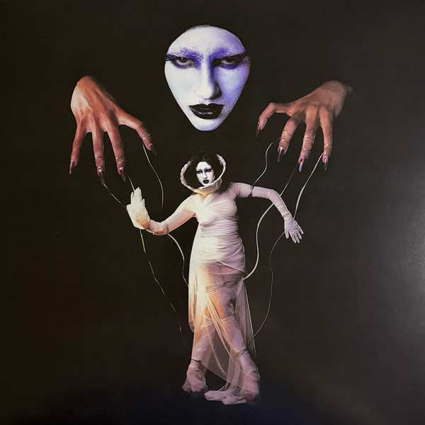 REYSHA RAMI - black0ut