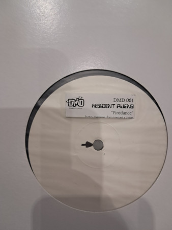 Resident Aliens - Symmetry 2000