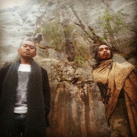 Rully Shabara & Wukir - Warna