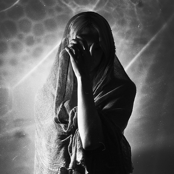 The Ðevil & The Uñiverse - Willow Dance