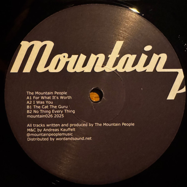 The Mountain People - Mountain003