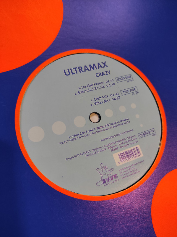 UltraMax - Beethoven vs. Vivaldi