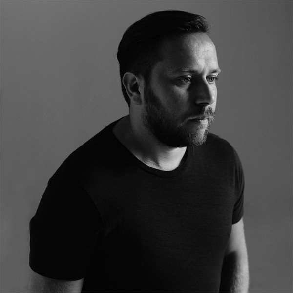 Weiss (UK) - Feel My Needs