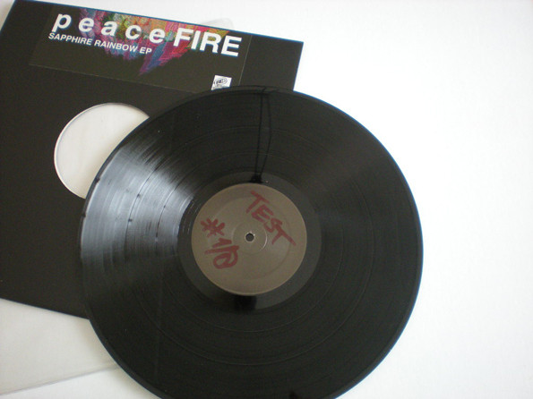 p e a c e FIRE - Sapphire