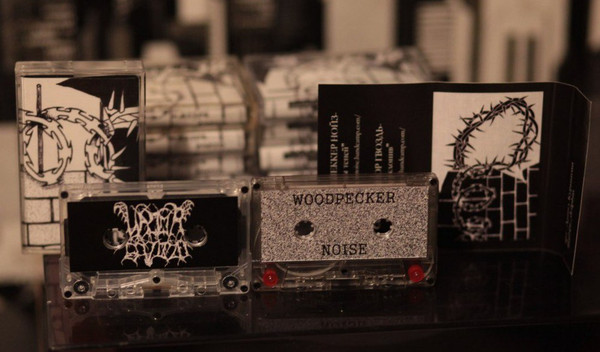 woodpecker noise - 2